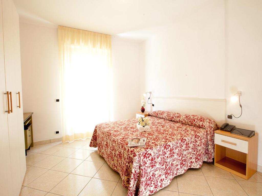 Residence La Guirita Tortoreto Zimmer foto
