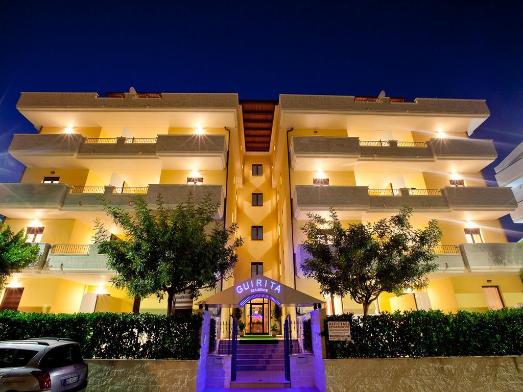 Residence La Guirita Tortoreto Exterior foto